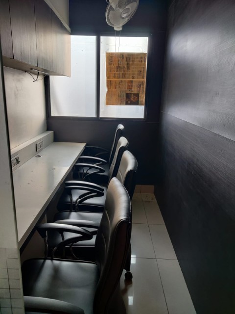 Office 953 Sq. Ft. Commercial Office for Rent in Thaltej Ahmedabad - Media 4
