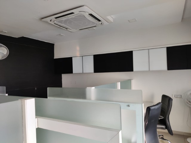 Office 953 Sq. Ft. Commercial Office for Rent in Thaltej Ahmedabad - Media 7
