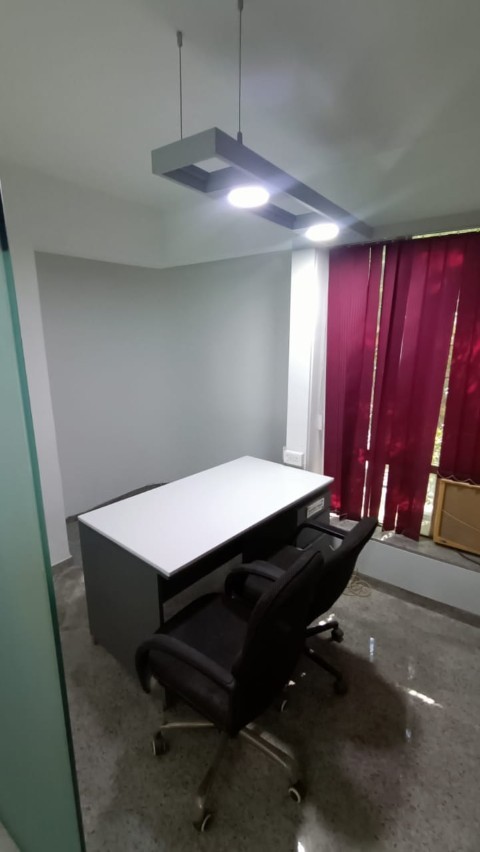 Office 1400 Sq. Ft. Commercial Office for Rent in Thaltej Ahmedabad - Media 2