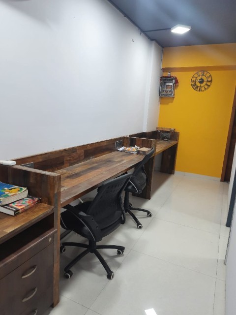 Office 1567 Sq. Ft. Commercial Office for Rent in Vijay Cross Road Ahmedabad