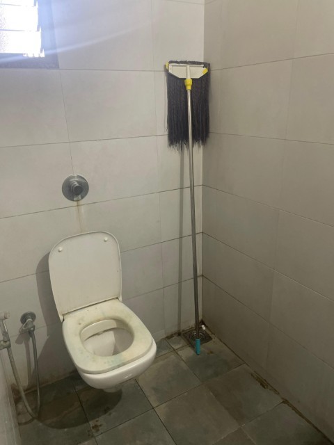 Office 1095 Sq. Ft. Commercial Office for Rent in Thaltej Ahmedabad - Media 4