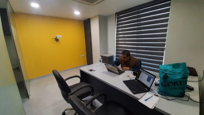 Office 1225 Sq. Ft. Commercial Office for Rent in Science City Ahmedabad - Media 4