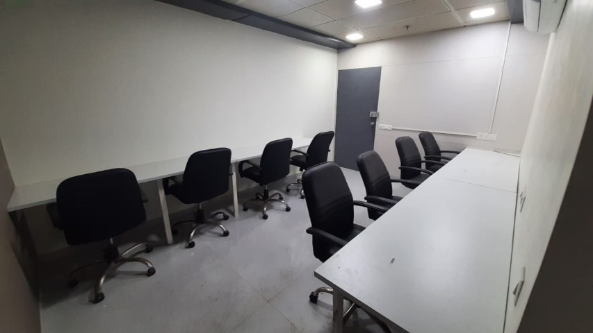 Office 1225 Sq. Ft. Commercial Office for Rent in Science City Ahmedabad - Media 5