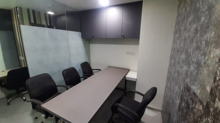 Office 1225 Sq. Ft. Commercial Office for Rent in Science City Ahmedabad - Media 10