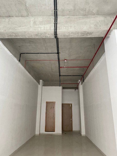 Showroom 883 Sq. Ft. Showroom Second Floor for Rent in Jagatpur Ahmedabad