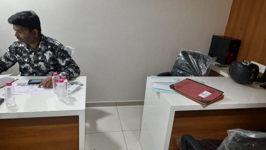 Office 870 Sq. Ft. Commercial Office for Rent in Bopal Ahmedabad - Media 4