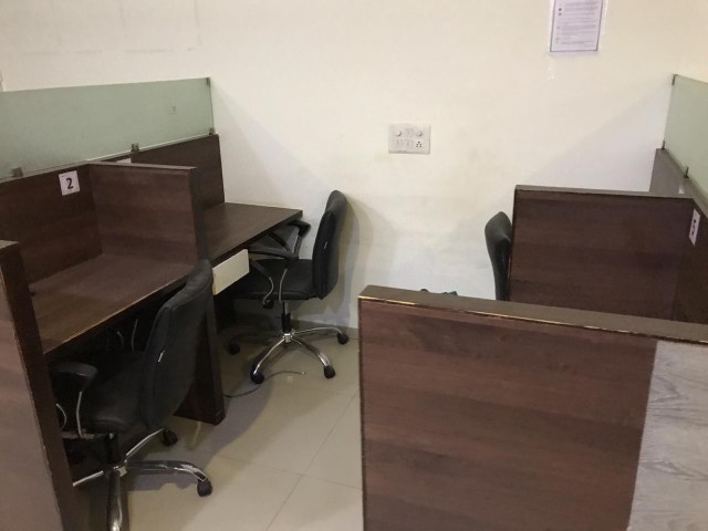 Office 975 Sq. Ft. Commercial Office for Rent in Sola Ahmedabad - Media 2