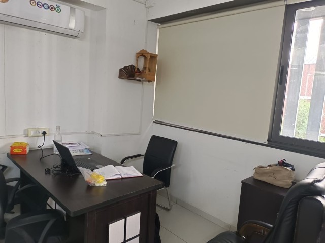 Office 610 Sq. Ft. Commercial Office for Rent in Jagatpur Ahmedabad - Media 2
