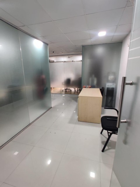 Office 1550 Sq. Ft. Commercial Office for Rent in Drive In Road Ahmedabad - Media 9