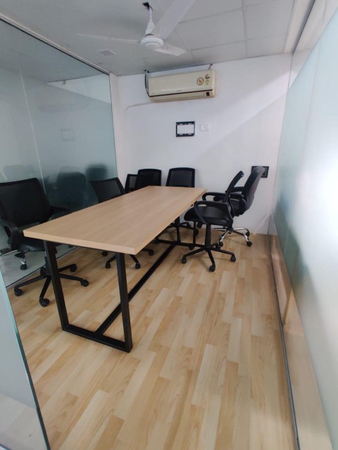 Office 1550 Sq. Ft. Commercial Office for Rent in Drive In Road Ahmedabad - Media 10