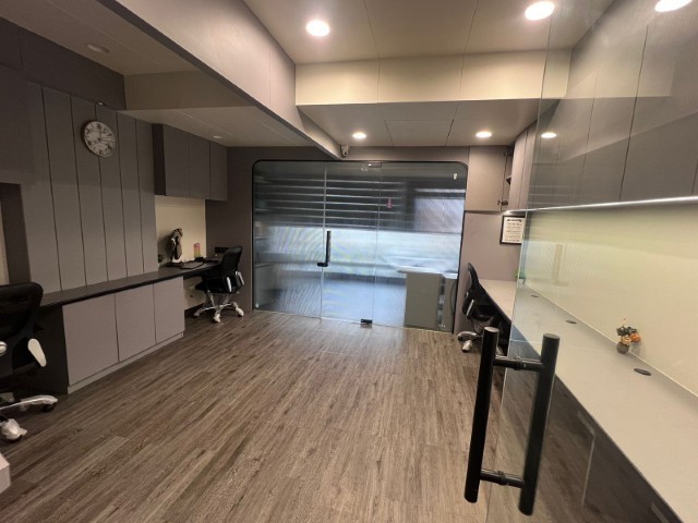 Office 1065 Sq. Ft. Commercial Office for Rent in Vastrapur Ahmedabad - Media 5
