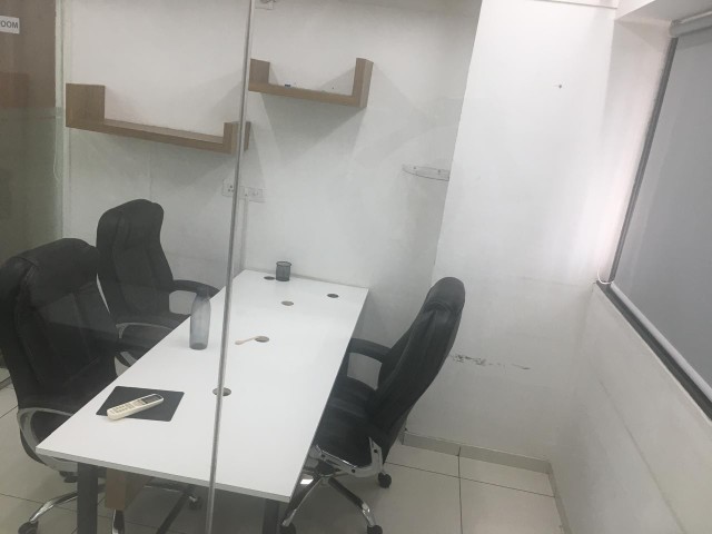 Office 710 Sq. Ft. Commercial Office for Rent in Jagatpur Ahmedabad - Media 5