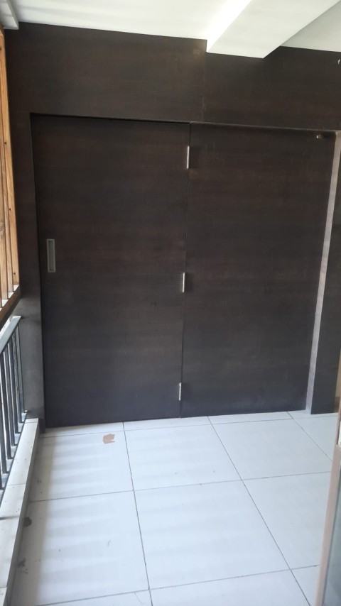 Office 1146 Sq. Ft. Commercial Office for Rent in Sg Highway Ahmedabad