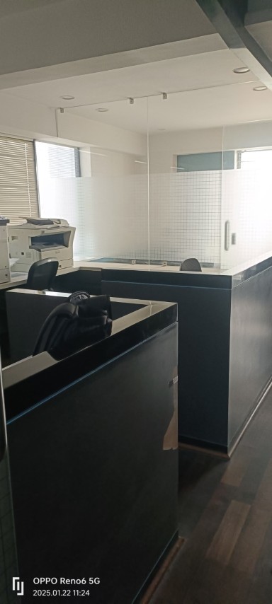 Office 1146 Sq. Ft. Commercial Office for Rent in Sg Highway Ahmedabad - Media 8