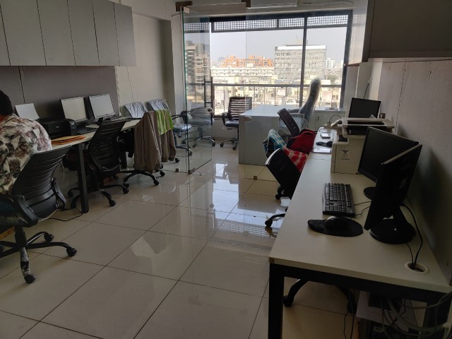 Office 505 Sq. Ft. Commercial Office for Rent in Satellite Ahmedabad - Media 4