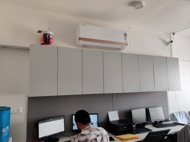 Office 505 Sq. Ft. Commercial Office for Rent in Satellite Ahmedabad - Media 5