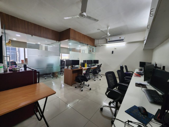 Office 773 Sq. Ft. Commercial Office for Rent in Ambli Road Ahmedabad - Media 3