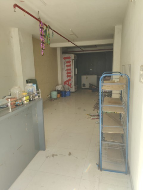 Showroom 645 Sq. Ft. Showroom Ground Floor for Rent in Ambli Bopal Road Ahmedabad - Media 4