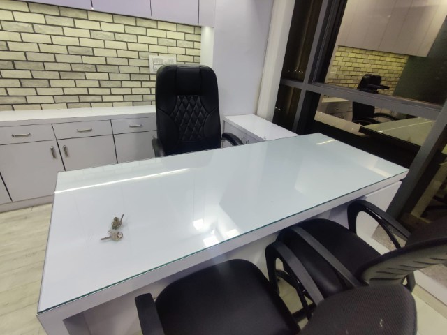 Office 640 Sq. Ft. Commercial Office for Rent in Makarba Ahmedabad - Media 8