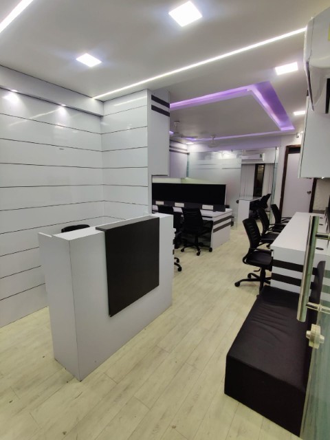 Office 640 Sq. Ft. Commercial Office for Rent in Makarba Ahmedabad - Media 9