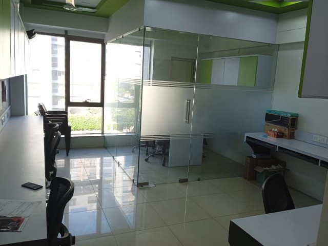 Office 550 Sq. Ft. Commercial Office for Rent in Prahladnagar Ahmedabad - Media 4