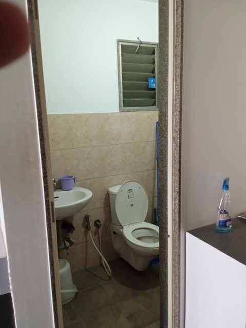 Office 550 Sq. Ft. Commercial Office for Rent in Prahladnagar Ahmedabad - Media 5