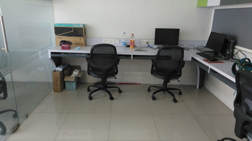 Office 550 Sq. Ft. Commercial Office for Rent in Prahladnagar Ahmedabad - Media 12