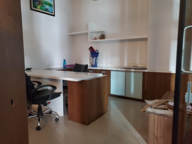 Office 1600 Sq. Ft. Commercial Office for Rent in Sola Ahmedabad