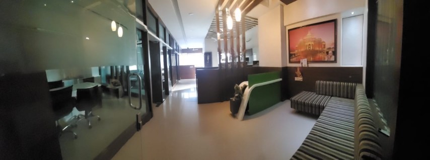 Office 1600 Sq. Ft. Commercial Office for Rent in Sola Ahmedabad - Media 9