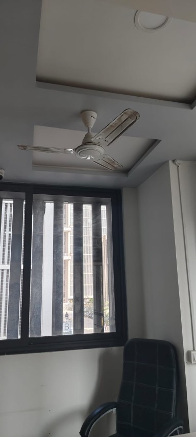 Office 750 Sq. Ft. Commercial Office for Rent in Jagatpur Ahmedabad - Media 8