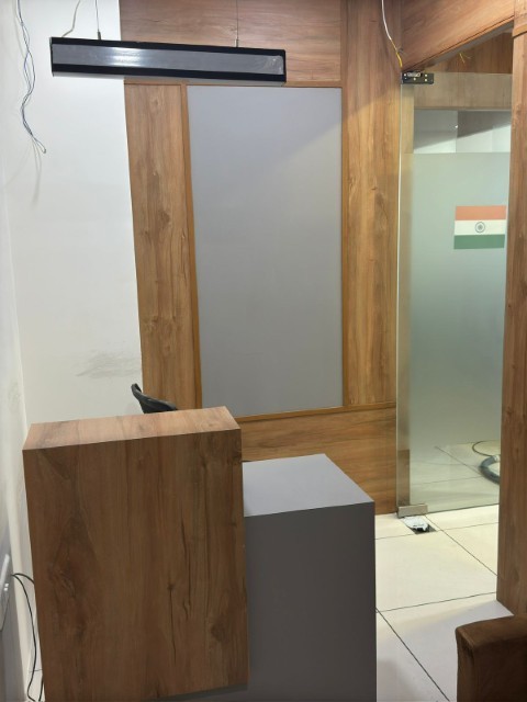 Office 926 Sq. Ft. Commercial Office for Rent in Sg Highway Ahmedabad - Media 4