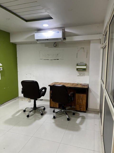 Office 685 Sq. Ft. Commercial Office for Rent in Gota Ahmedabad - Media 7