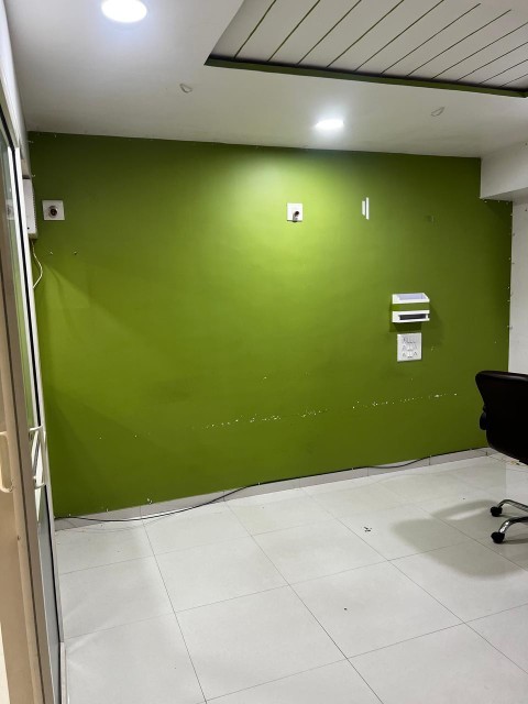 Office 685 Sq. Ft. Commercial Office for Rent in Gota Ahmedabad - Media 9