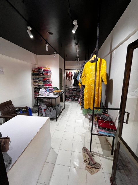 Showroom 360 Sq. Ft. Showroom First Floor for Rent in Gota Ahmedabad