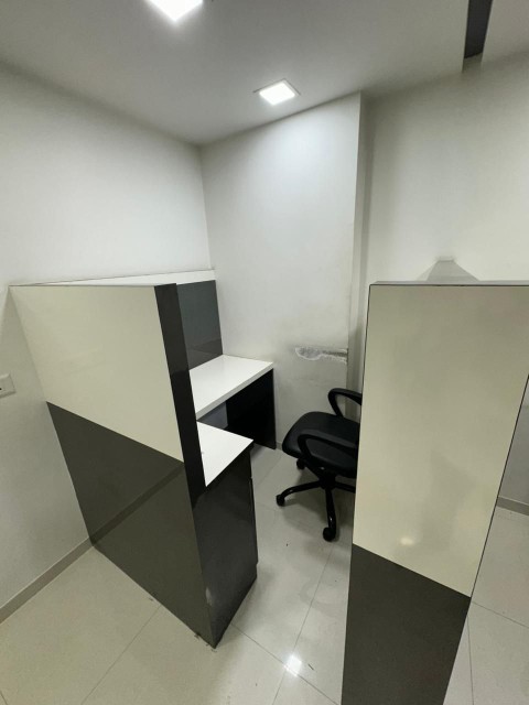 Office 730 Sq. Ft. Commercial Office for Rent in Science City Ahmedabad - Media 3