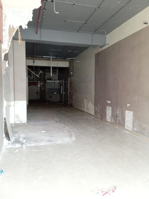 Showroom 2100 Sq. Ft. Showroom Ground Floor for Rent in Thaltej Ahmedabad - Media 6