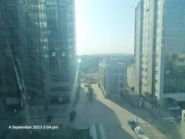 Office 1180 Sq. Ft. Commercial Office for Sale in Sg Highway Ahmedabad - Media 9