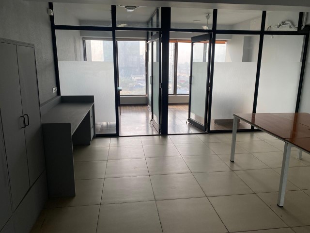 Office 1100 Sq. Ft. Commercial Office for Rent in Makarba Ahmedabad - Media 3