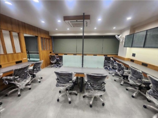 Office 1474 Sq. Ft. Commercial Office for Rent in Gota Ahmedabad - Media 7