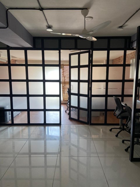 Office 876 Sq. Ft. Commercial Office for Rent in Rajpath Rangoli Road Ahmedabad - Media 13