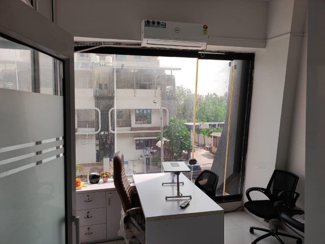 Office 3000 Sq. Ft. Commercial Office for Rent in Gota Ahmedabad - Media 16