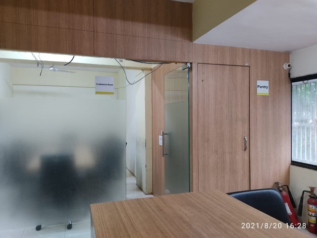 Office 1450 Sq. Ft. Commercial Office for Rent in Thaltej Ahmedabad - Media 6