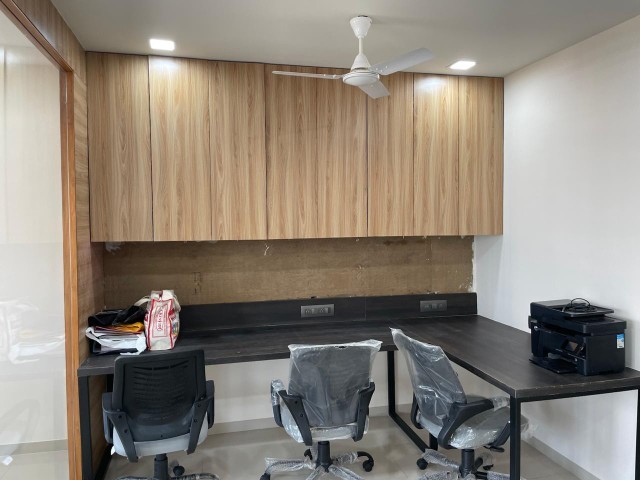 Office 832 Sq. Ft. Commercial Office for Sale in Sindhu Bhavan Road Ahmedabad - Media 6