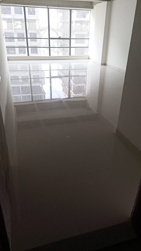 Office 737 Sq. Ft. Commercial Office for Rent in Sola Ahmedabad - Media 3