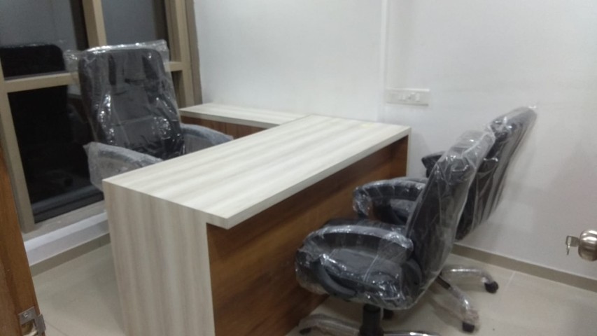 Office 696 Sq. Ft. Commercial Office for Rent in Rajpath Rangoli Road Ahmedabad - Media 5
