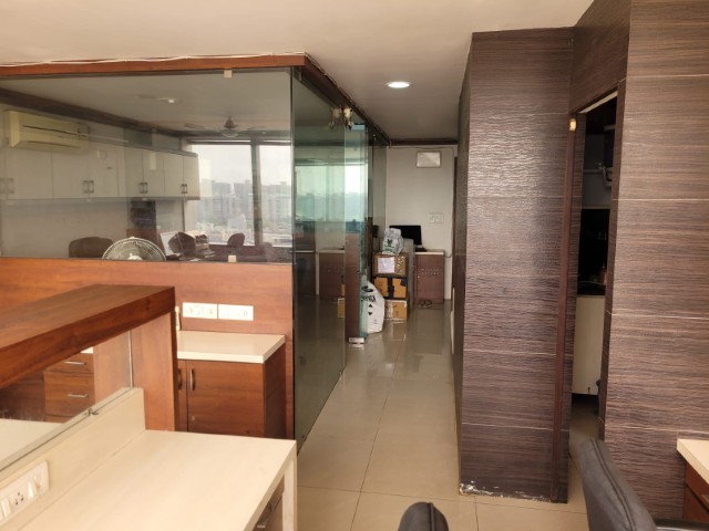 Office 777 Sq. Ft. Commercial Office for Sale in Sg Highway Ahmedabad - Media 4