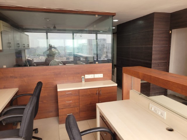 Office 777 Sq. Ft. Commercial Office for Sale in Sg Highway Ahmedabad - Media 11