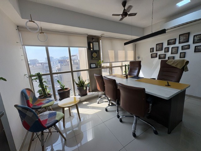 Office 822 Sq. Ft. Commercial Office for Rent in Rajpath Rangoli Road Ahmedabad - Media 7