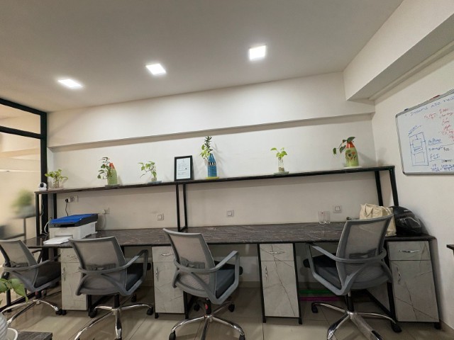 Office 822 Sq. Ft. Commercial Office for Rent in Rajpath Rangoli Road Ahmedabad - Media 8