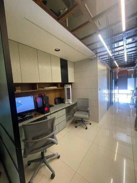 Office 1365 Sq. Ft. Commercial Office for Rent in Sindhu Bhavan Road Ahmedabad - Media 4